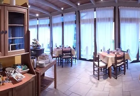 Konukevi Pergola